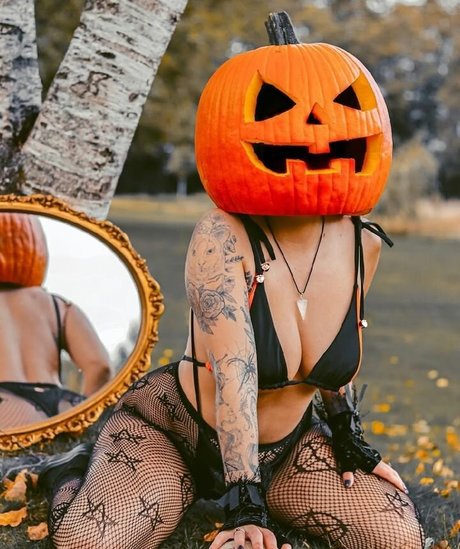 Angela Amethyst nice actress picture