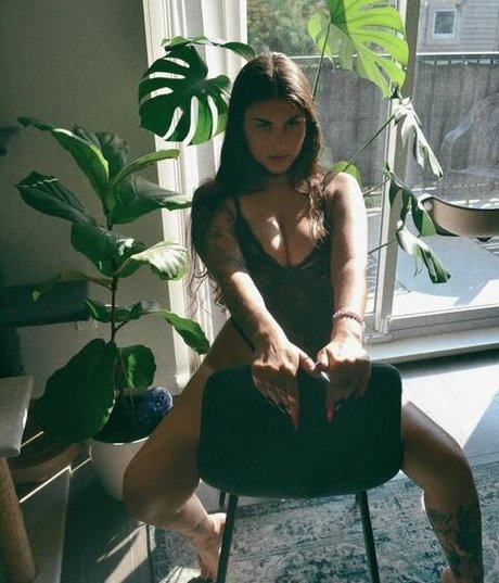 slut milf onlyfans adult pic