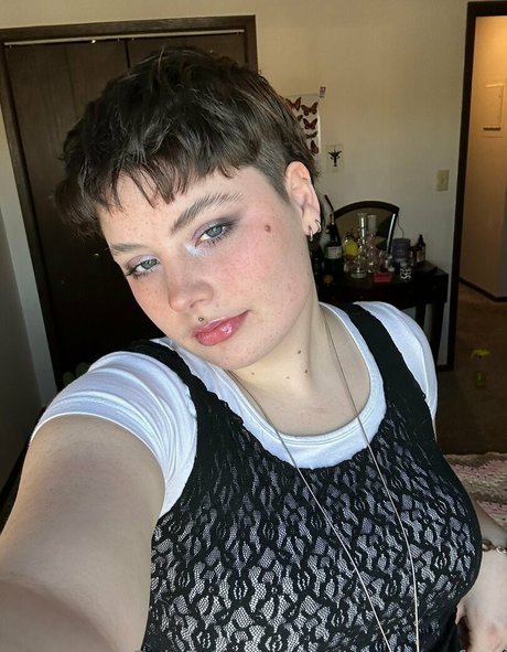 anime onlyfans beautiful pics