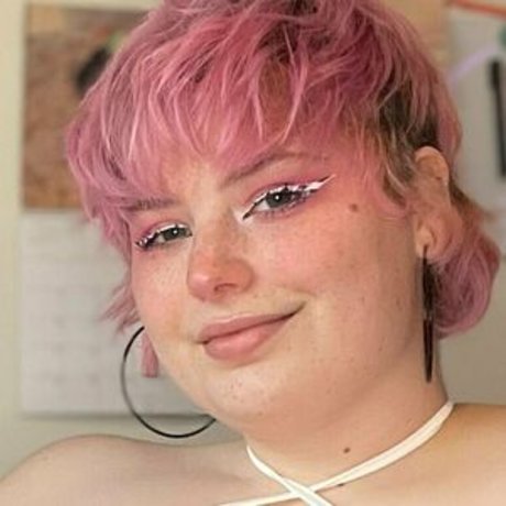 goblinqueenfree hot pornstar pic