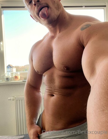 flexxxcouple star free pictures