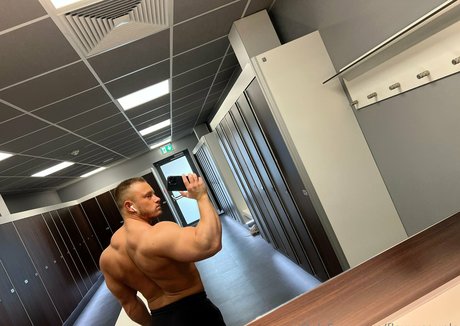 flexxxcouple model art img