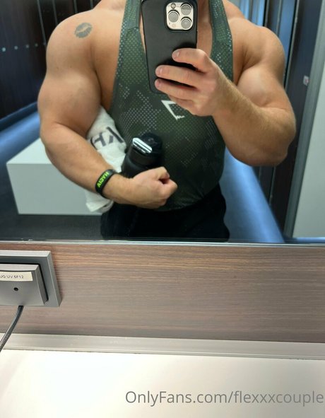 flexxxcouple beautiful model pics