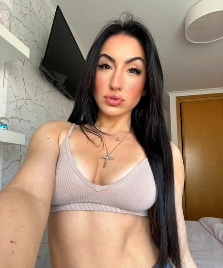 Laura Luchtenberg star exclusive photos