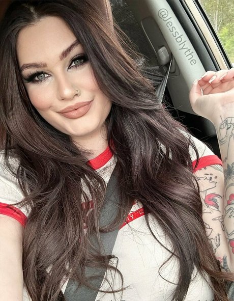 jessblythe star nude picture