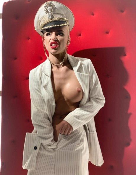 juleeya69 model sex image