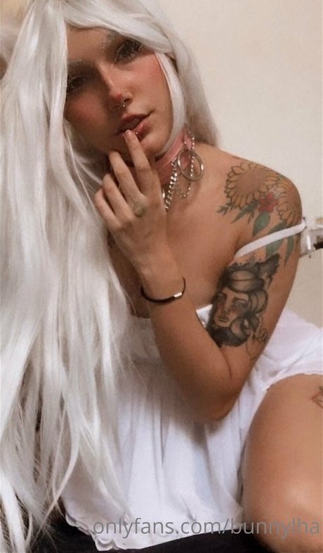 Vanilla Mon pornstar top photos