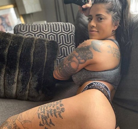 Mikayla Dabash top star pictures