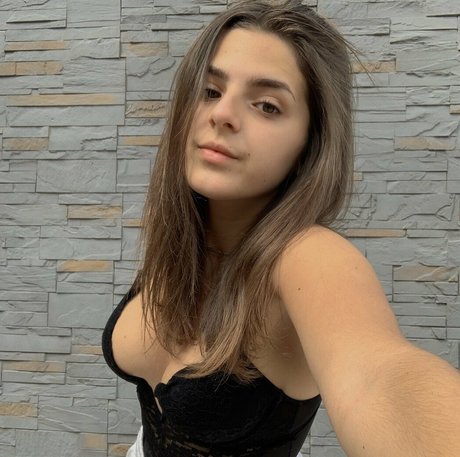 mxcxmm model pornographic image