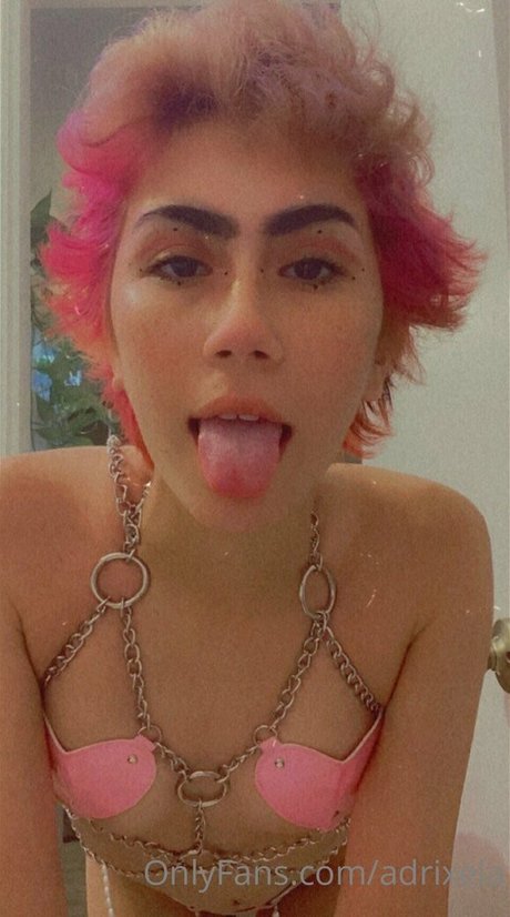 adrixela adult model picture