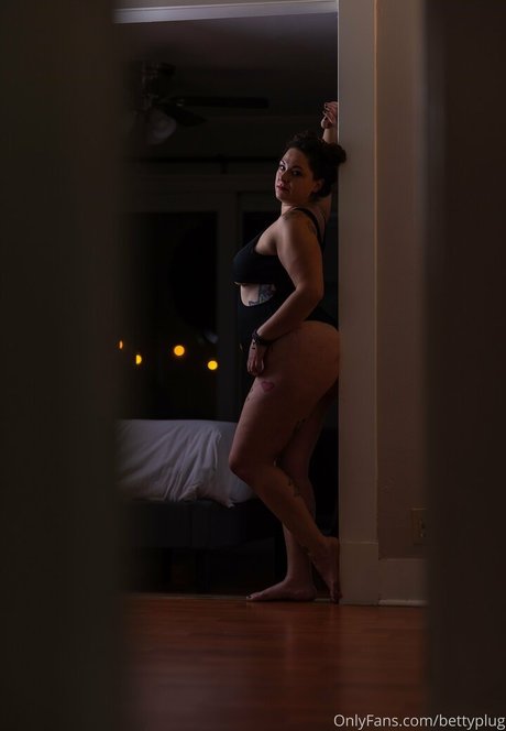 bettyplug pornstar hot archive