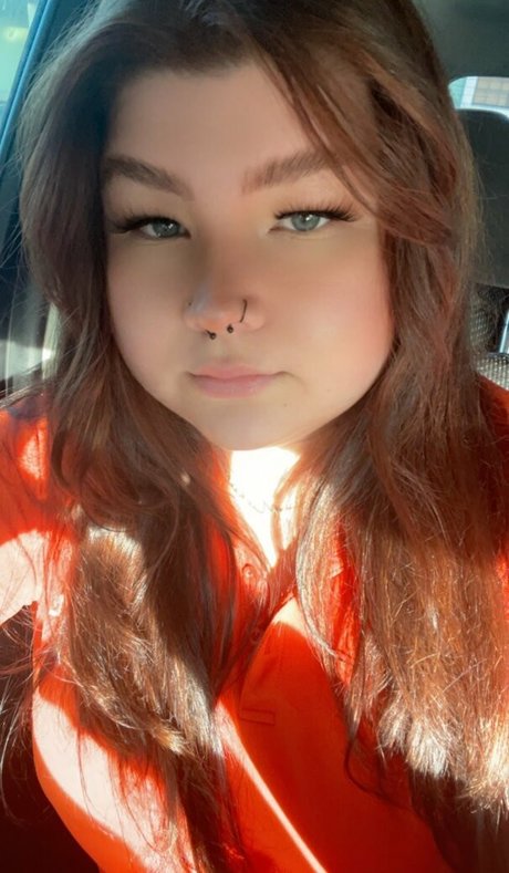 gothsgirl nudes actress archive