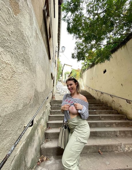 horny girls onlyfans art nude image