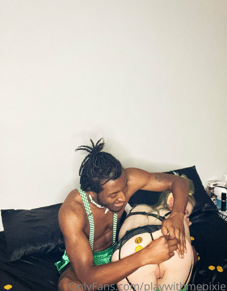 playwithmepixie star top pic