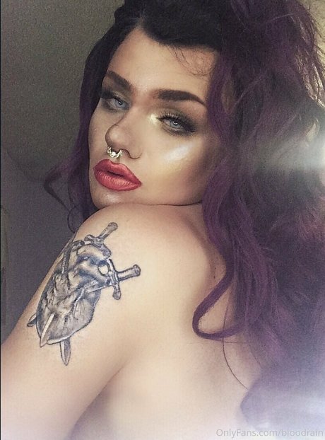 bloodrain pornstar top pic
