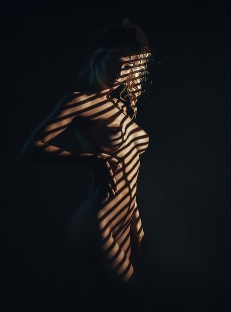 Nicoline Sophie pornographic star img