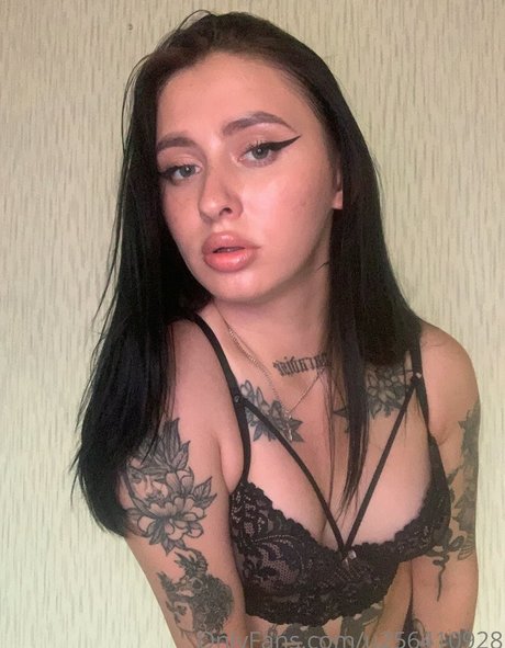 alina juicy b1tch model free pic