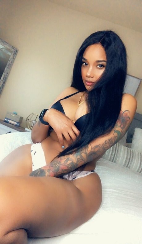 iamkapri star adult gallery