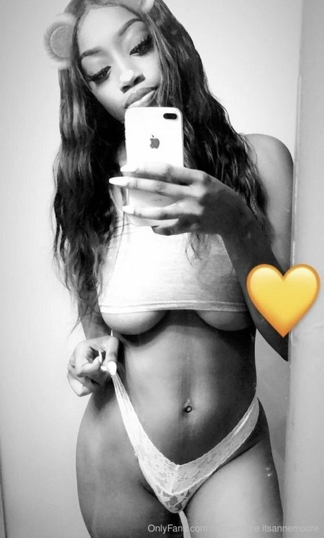 feet tease onlyfans pretty photo