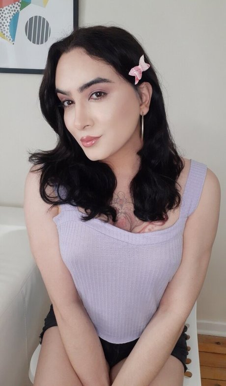 Miss Yuna xxx star photo