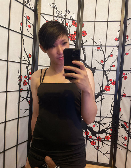 jessieaoki naked star img