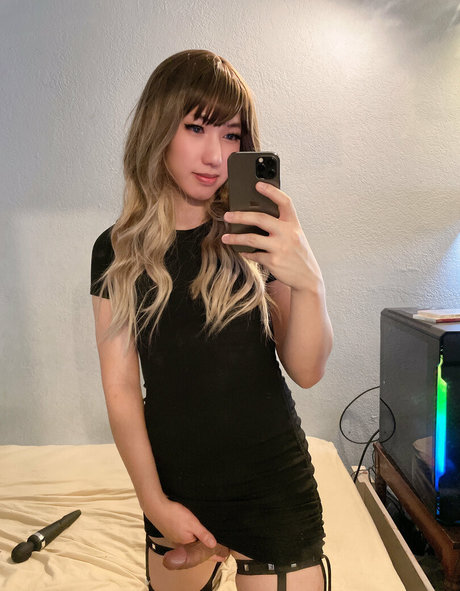 jessieaoki erotic model pic