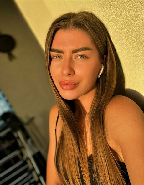 shemale handjob onlyfans beautiful xxx pics