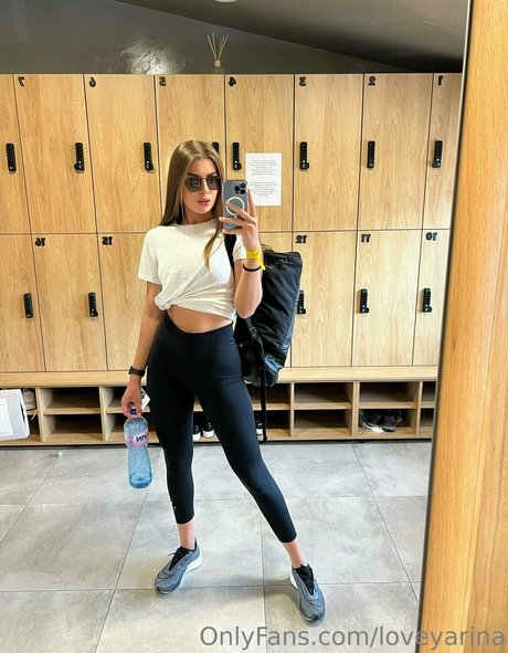 loveyarina star sex photos