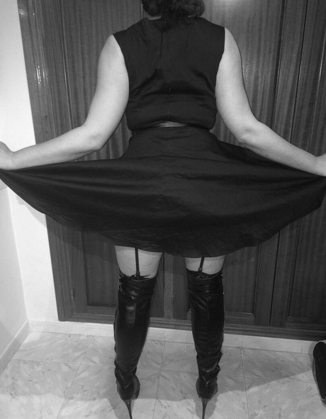 obedientenena model nudes pics