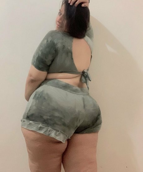 Andreina Valencia star hot img