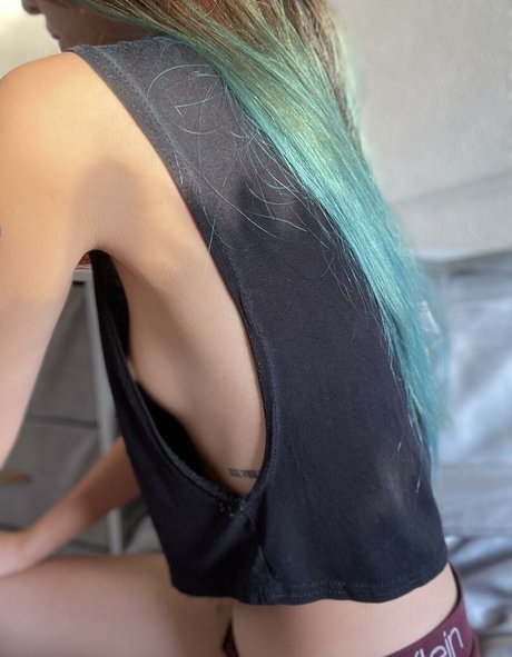 Asian Butt Slut model erotic pics