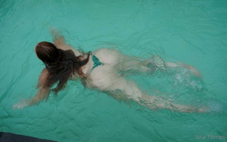 small cock shemale onlyfans porno photo