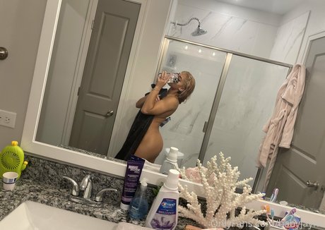 dreamgirlboss model nudes gallery