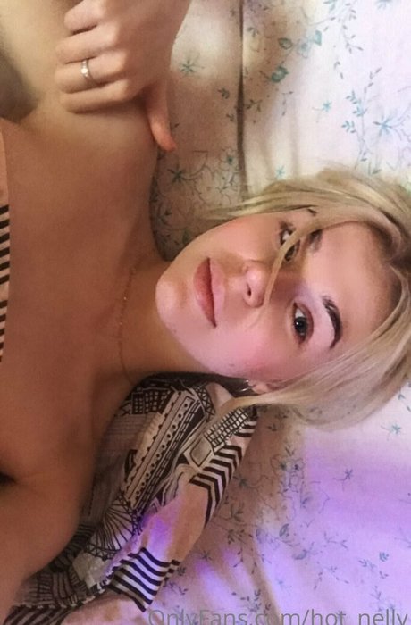 shemale cumshot onlyfans sexy photo