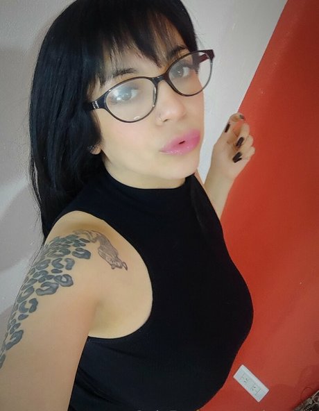 reinarock pornographic model photos