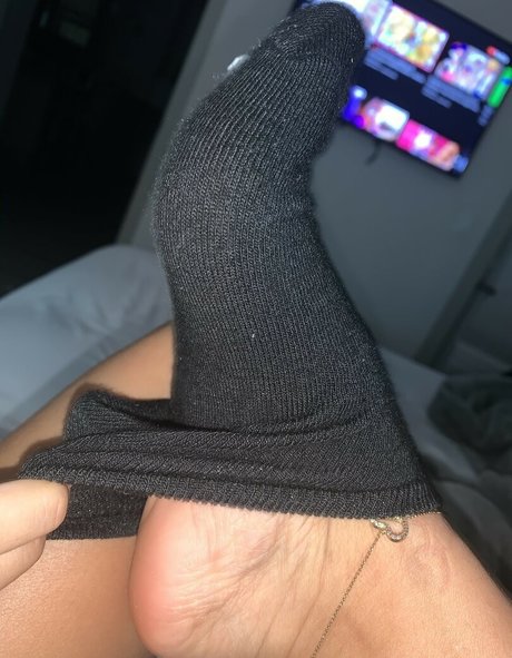 Miliani adult model pic