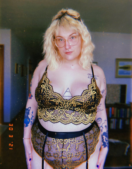 prxncesspeche star high quality pictures