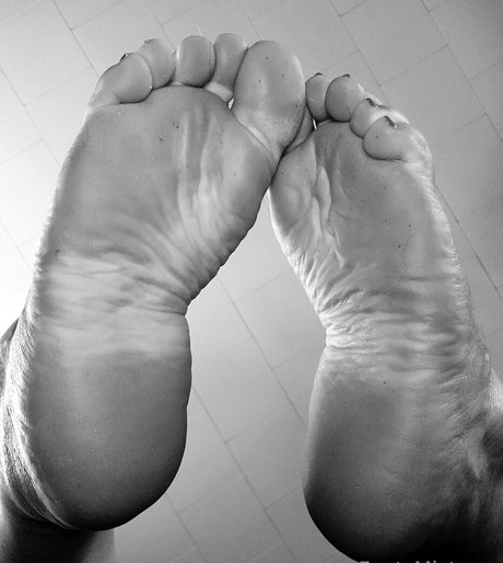 the footress naked model pics