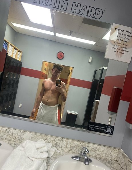 hungodeyfree star exclusive image