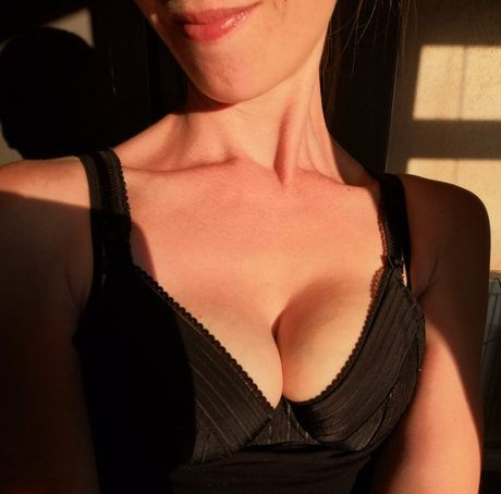 naughtyannmarie beautiful actress galleries