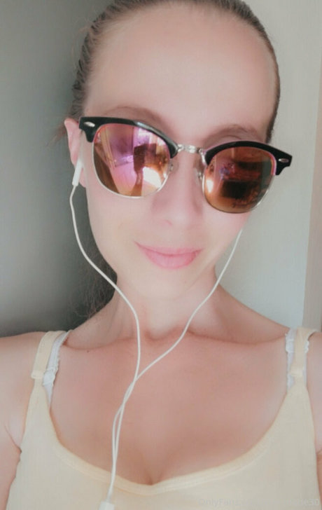 naughtyannmarie model hot img