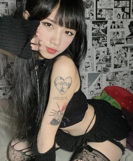 sorrylylyy pornographic star pics