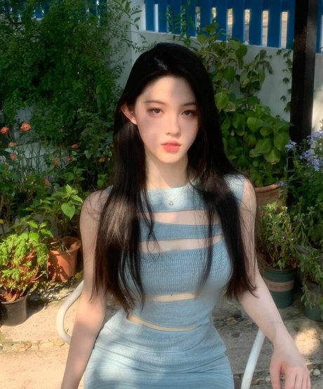 iamazhai nude star picture