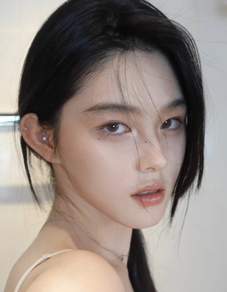 iamazhai model pornographic pic