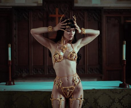 Saich0tic xxx star galleries