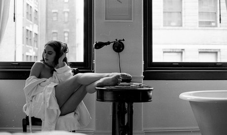 Tessas Ghost nudes actress pics