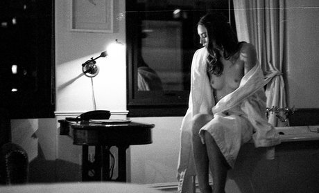 busty mom onlyfans perfect pic