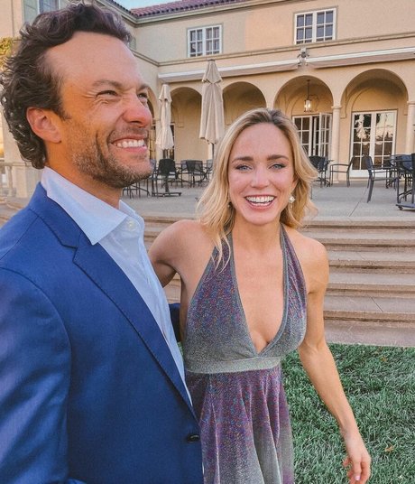 Caity Lotz xxx actress galleries