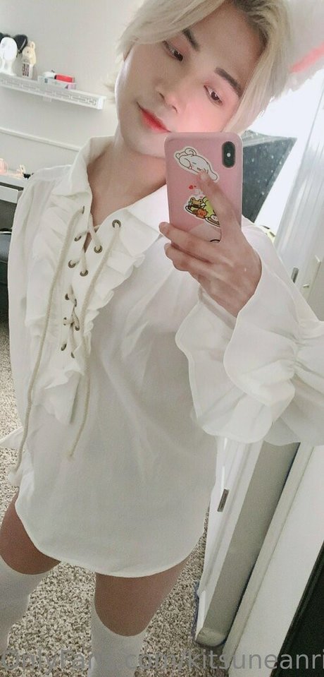 kitsuneanwi model nudes picture