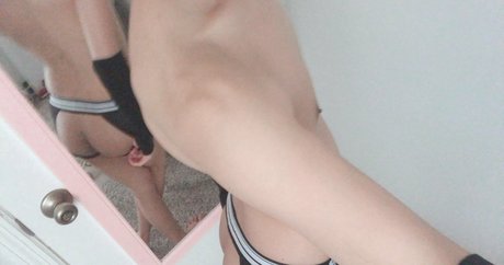 kitsuneanwi sexy pornstar photos